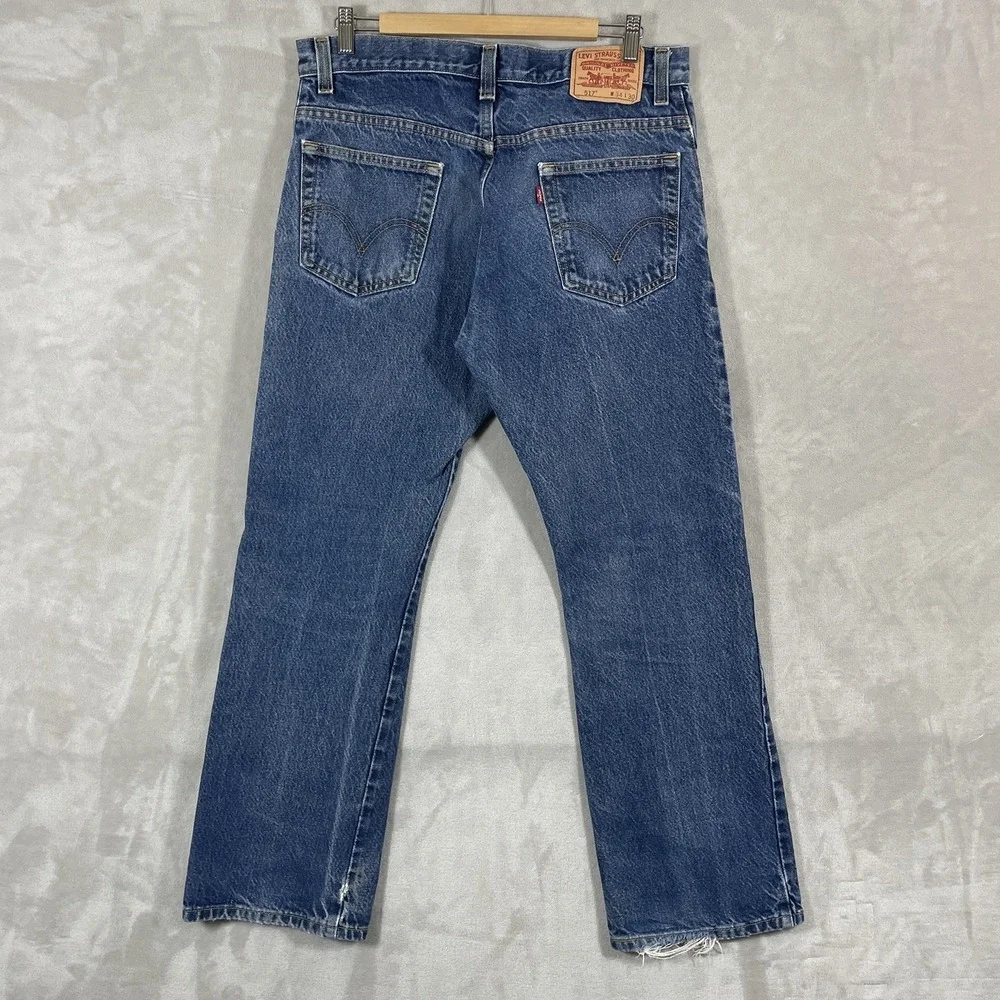 Levis item distressed